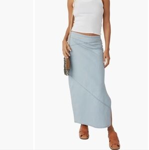 Free People Muse Moment Chambray Skirt Size Small Light Blue Cotton Cottagecore